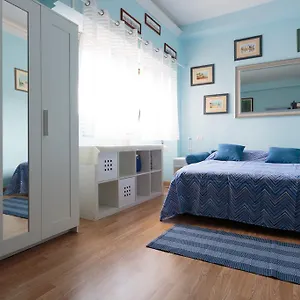 Simon House Roma